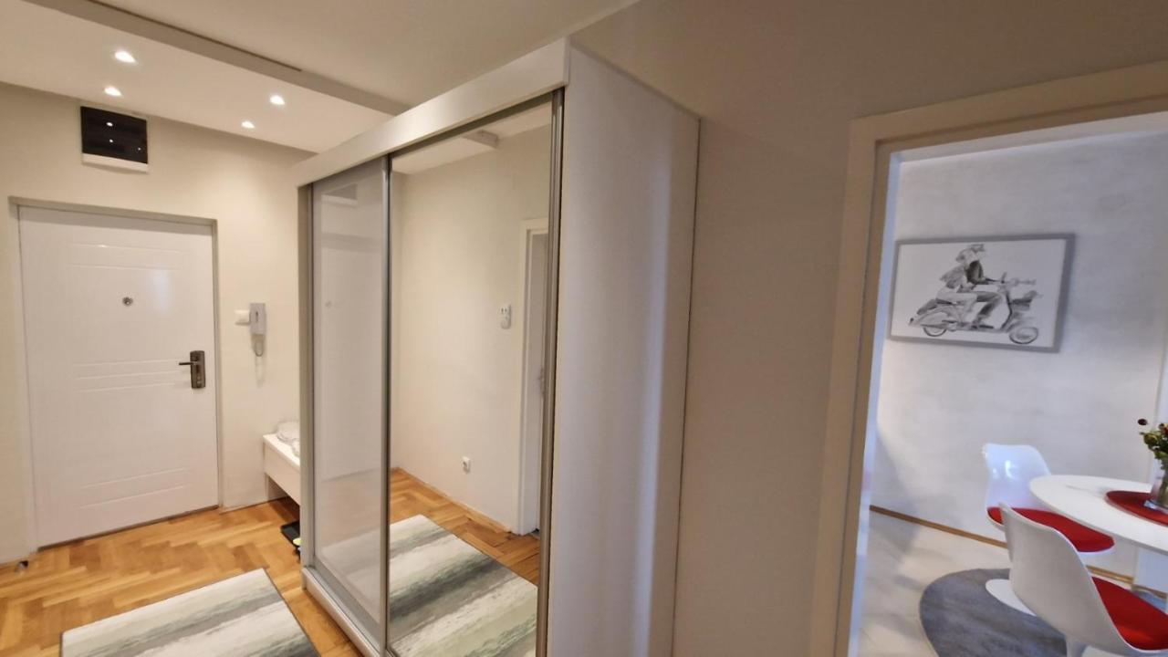 Lux Apartman Ava Kikinda Екстер'єр фото